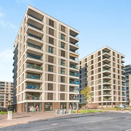 Loctowers A4-3-4 By Interhome Локарно